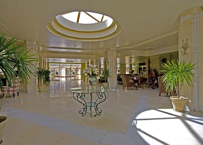 Sunny Days Mirette Family Resort 3*